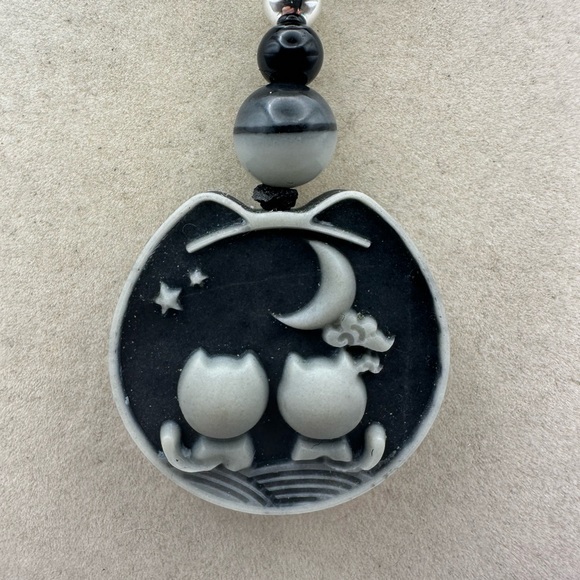Tai Chi Stone Cat Design Pendant with Accent Beads on Black Adjustable Rope - Picture 3 of 9